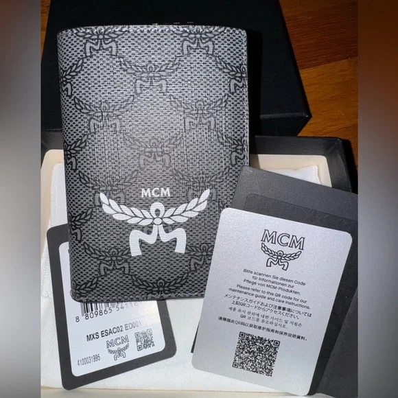 MCM Dark Grey Lauretos Himmel Bifold Wallet - NWT Full Inclusion - Picture 8 of 9